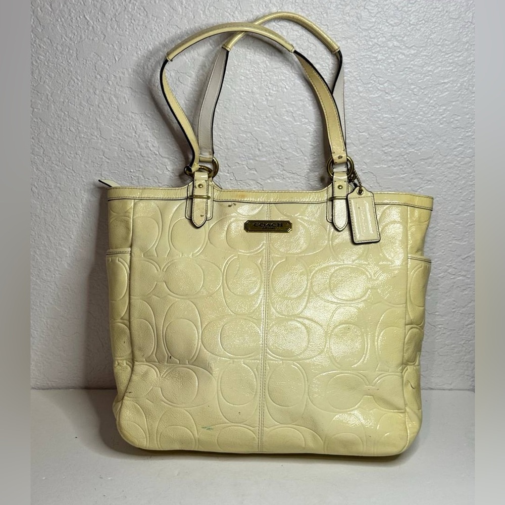 Coach Tote Bag Patent Leather Cream Yellow Gallery Signature Zip Top